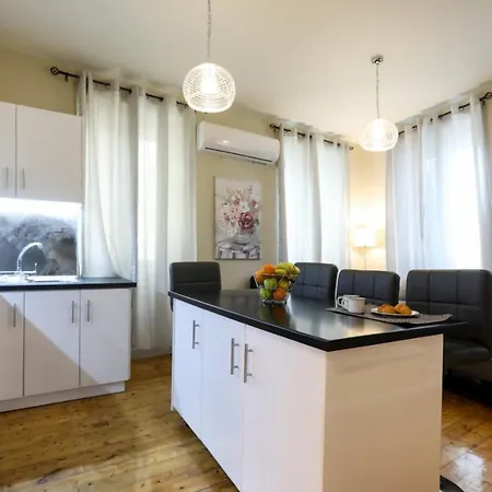 Artist's Alley By Corfuescapes Apartment *