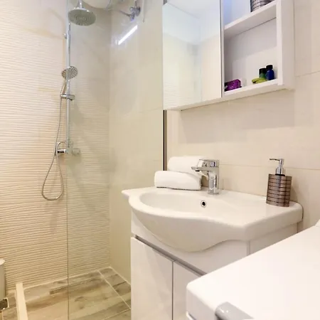 Apartment Artist's Alley By Corfuescapes