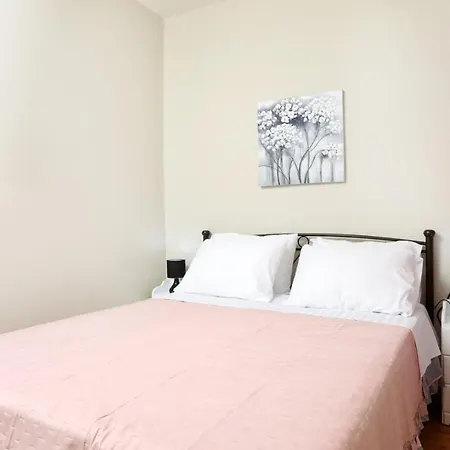 Apartment Artist's Alley By Corfuescapes